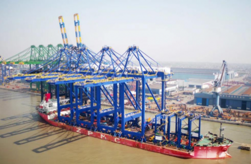 ZPMC海南洋浦項目4臺岸橋發(fā)運